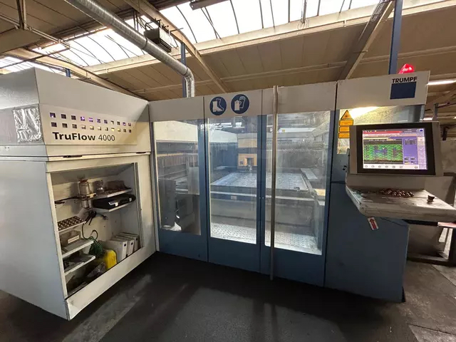 TRUMPF TruLaser 3040 mit LiftMaster Laserschneidanlagen